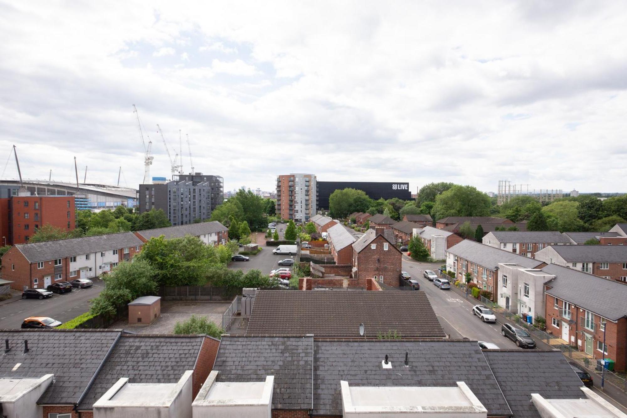The East Retreat Apartment Manchester Bagian luar foto